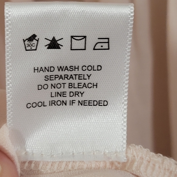 Ro & DE blush pink button front bell sleeve top - Picture 9 of 10